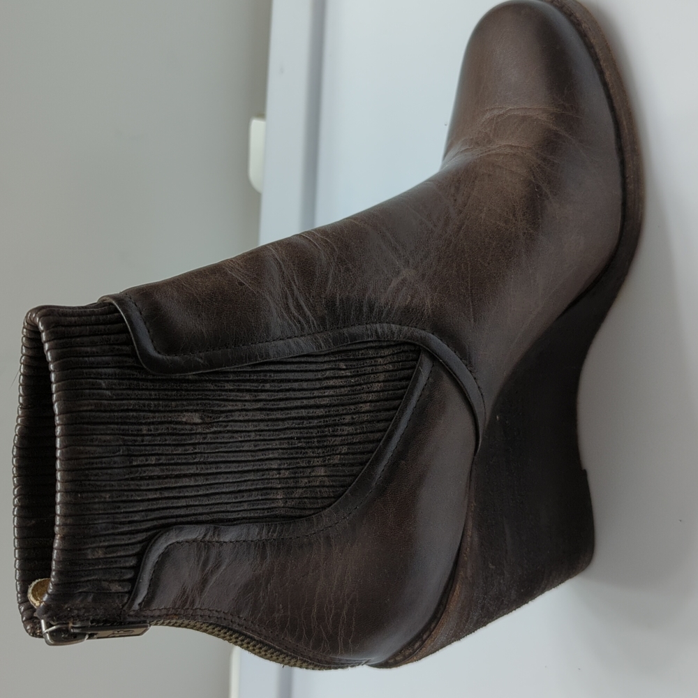 COPY - Frye Ankle Boots, size 10, dk. Brown